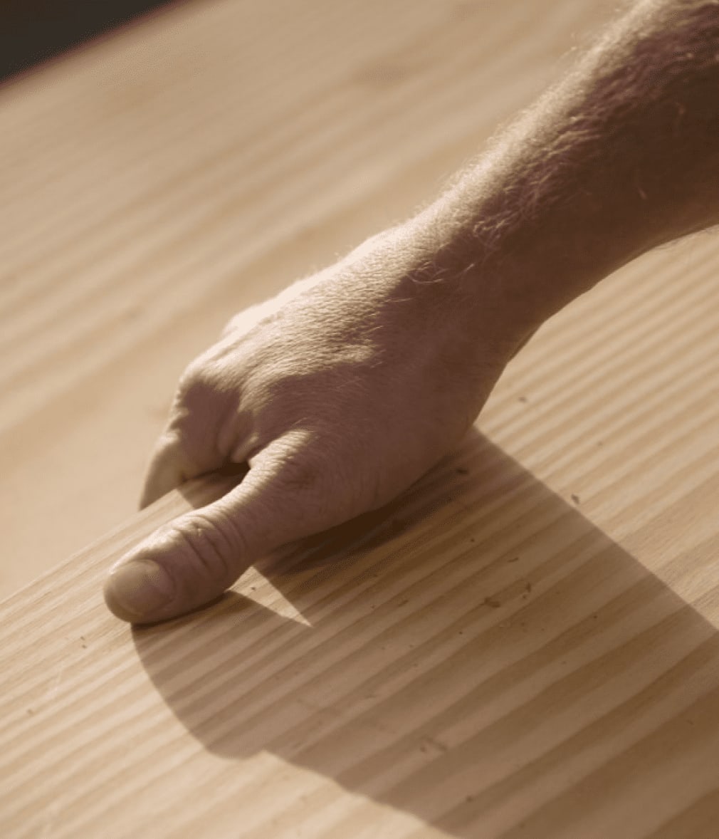 Hand_wood_plank.png